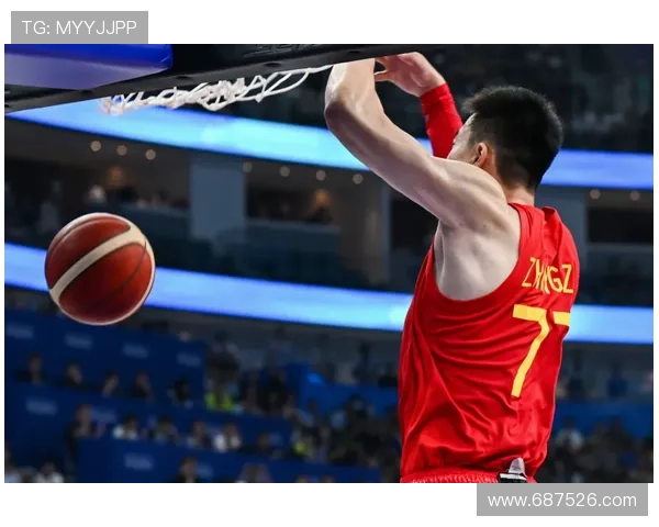 半场僵持三次中框 金朱晟染红退场